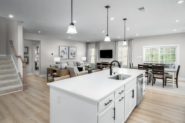 $459,990 | 2739 Thoroughbred Way, White House, TN 37188