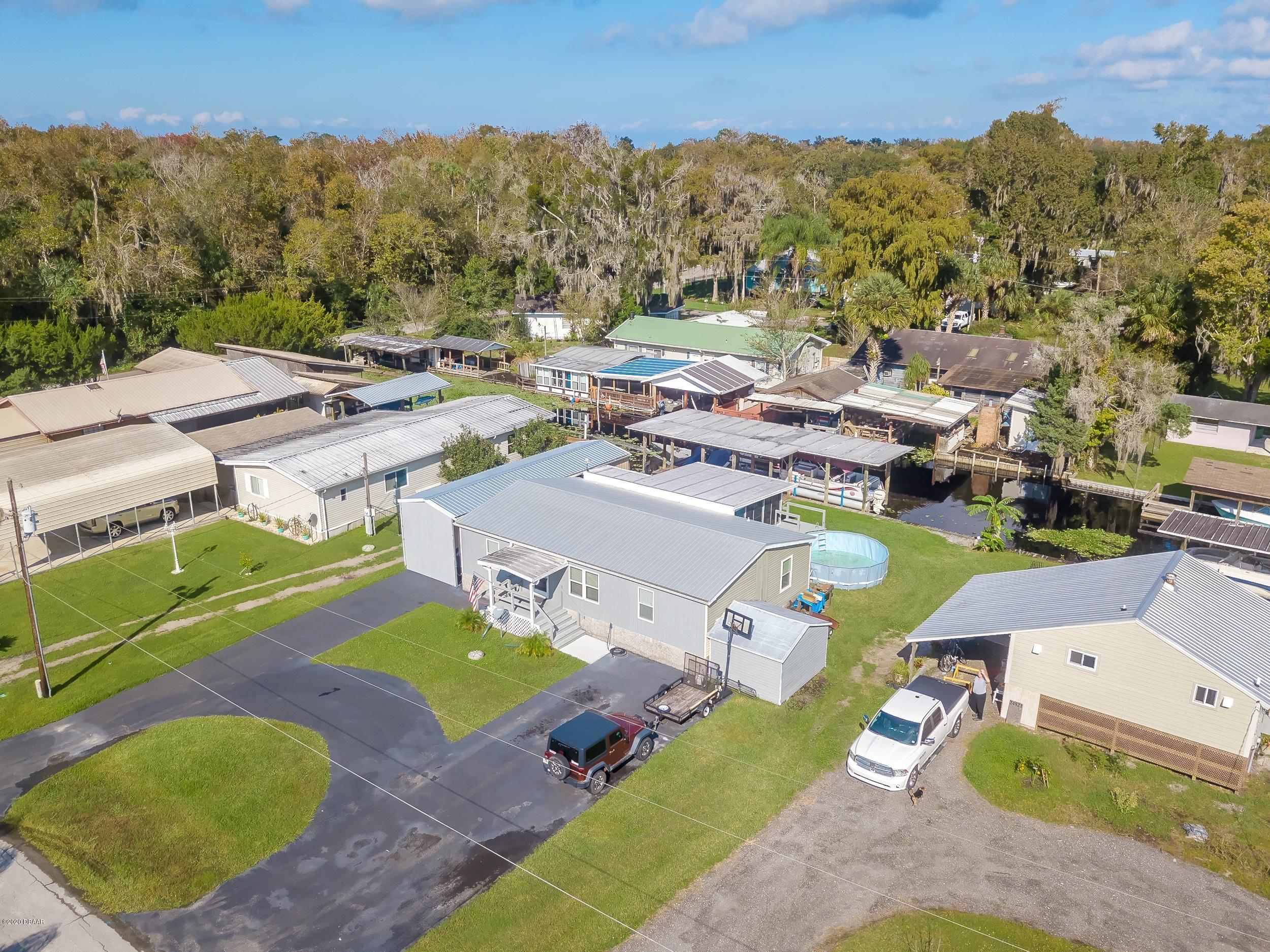 24513 Snail Road Astor, FL 32102 - Photo 35 of 40 a picture of a city