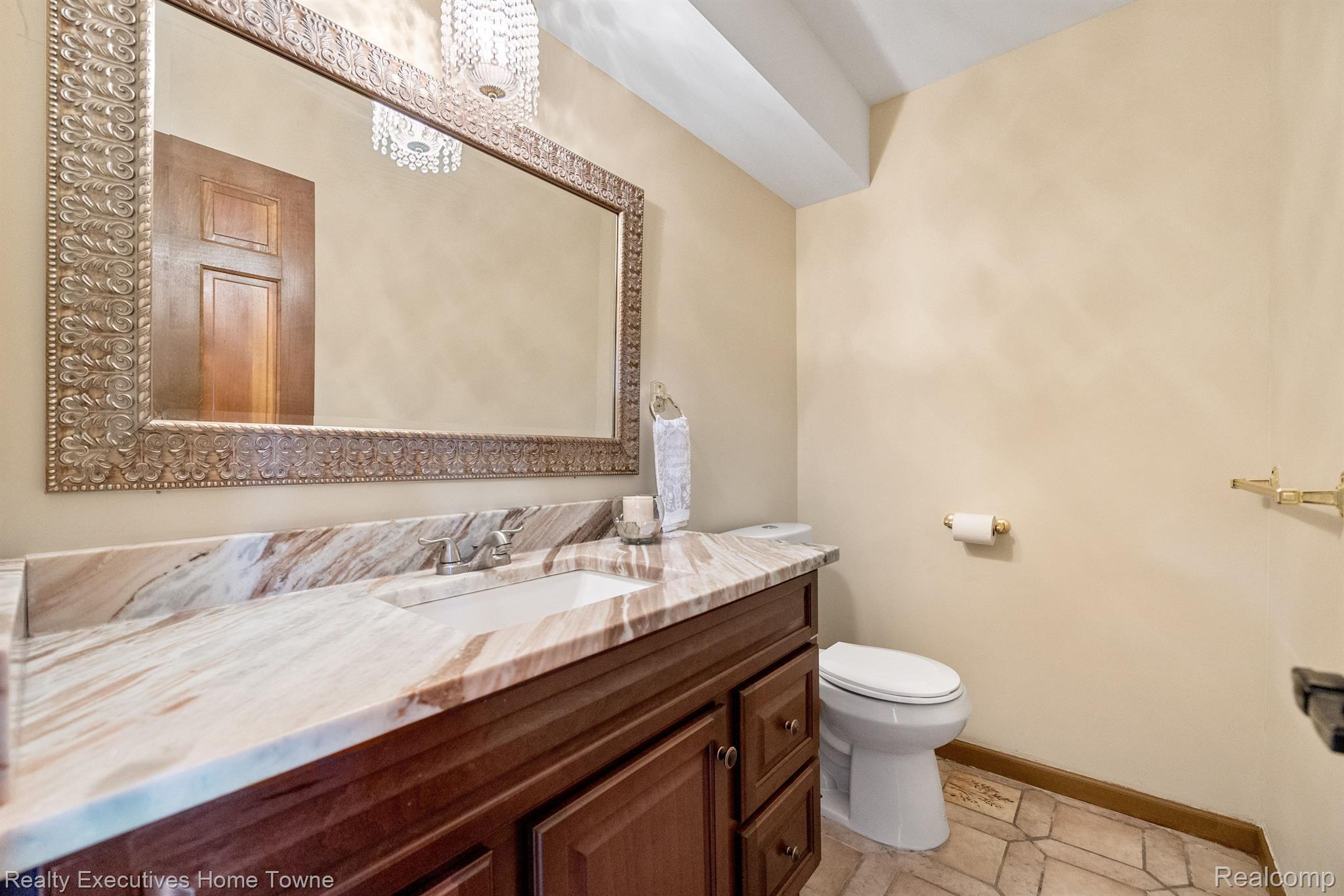 38798 Westchester Road Sterling Heights, MI 48310 - Photo 29 of 66 Gallery Image 29