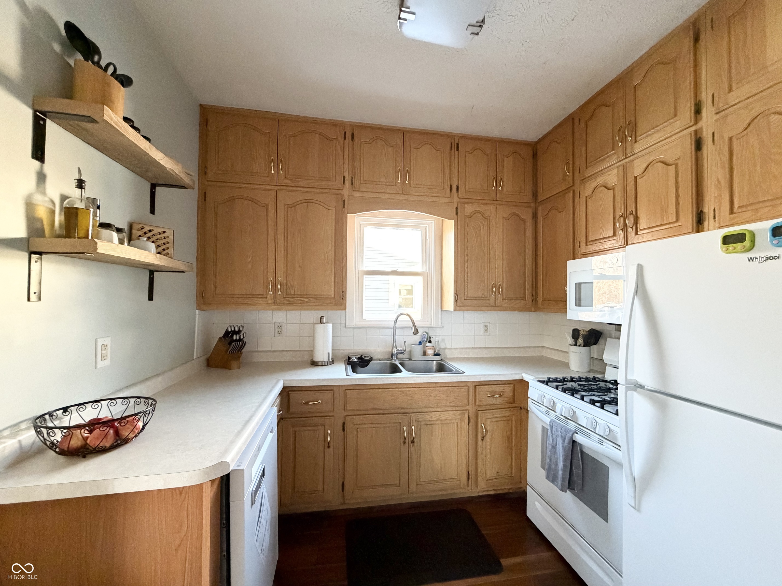 2502 East Southport Road Indianapolis, IN 46227 - Photo 10 of 78