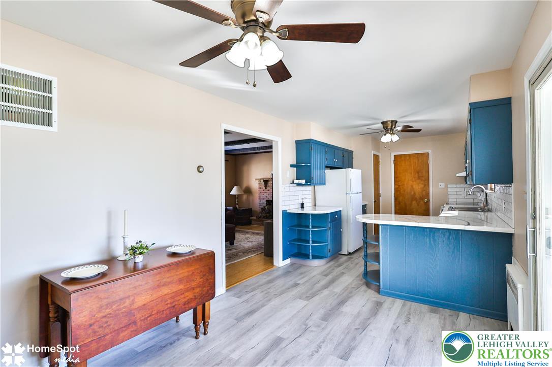 5500 Ayers Road Easton, PA 18040 - Photo 29 of 56 Apt - Kitchen & Dining Area