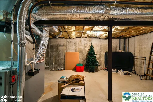 $599,900 | 5500 Ayers Road, Easton, PA 18040