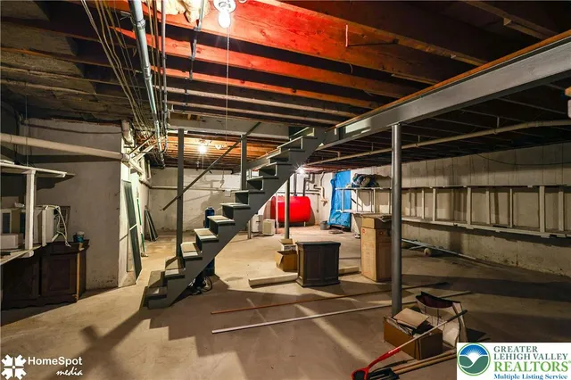 $599,900 | 5500 Ayers Road, Easton, PA 18040