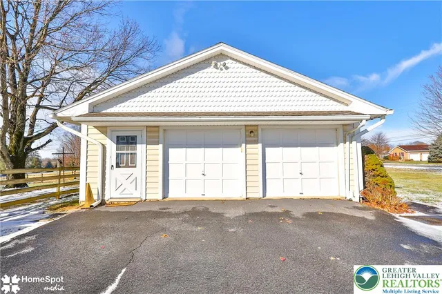 $599,900 | 5500 Ayers Road, Easton, PA 18040