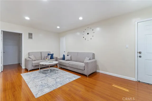 $3,750,000 | 1052 Elm Avenue, Glendale, CA 91201