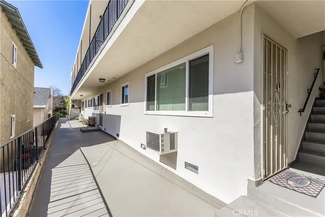 $3,750,000 | 1052 Elm Avenue, Glendale, CA 91201