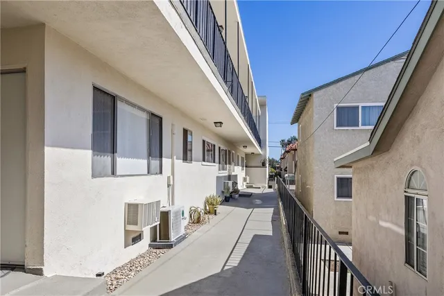 $3,750,000 | 1052 Elm Avenue, Glendale, CA 91201