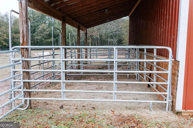 a house view with a backyard space