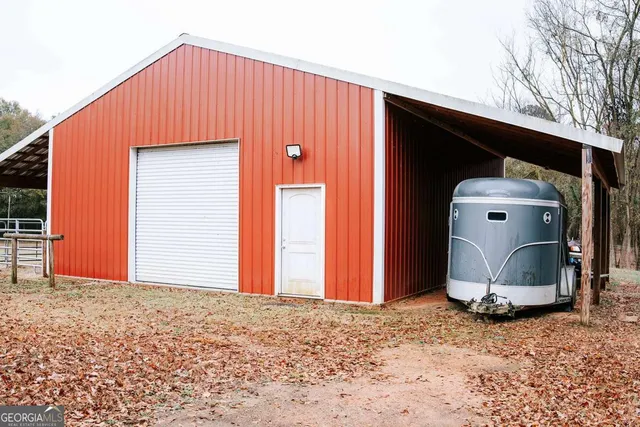 a group of cars parked in front of building