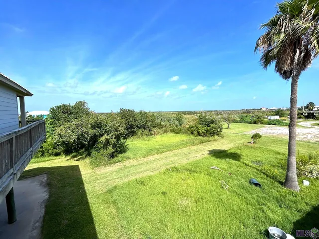 $142,000 | 2685 Highway 1, Unit I, Grand Isle, LA 70358