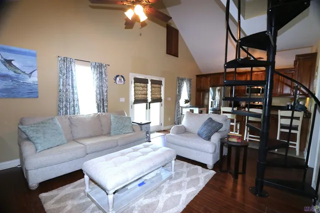 $142,000 | 2685 Highway 1, Unit I, Grand Isle, LA 70358