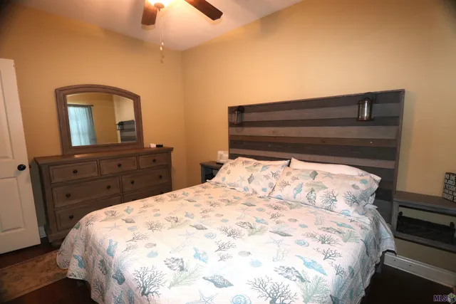 $142,000 | 2685 Highway 1, Unit I, Grand Isle, LA 70358