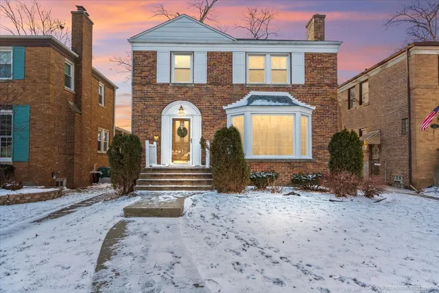 $424,900 | 2517 West 107th Street, Chicago, IL 60655