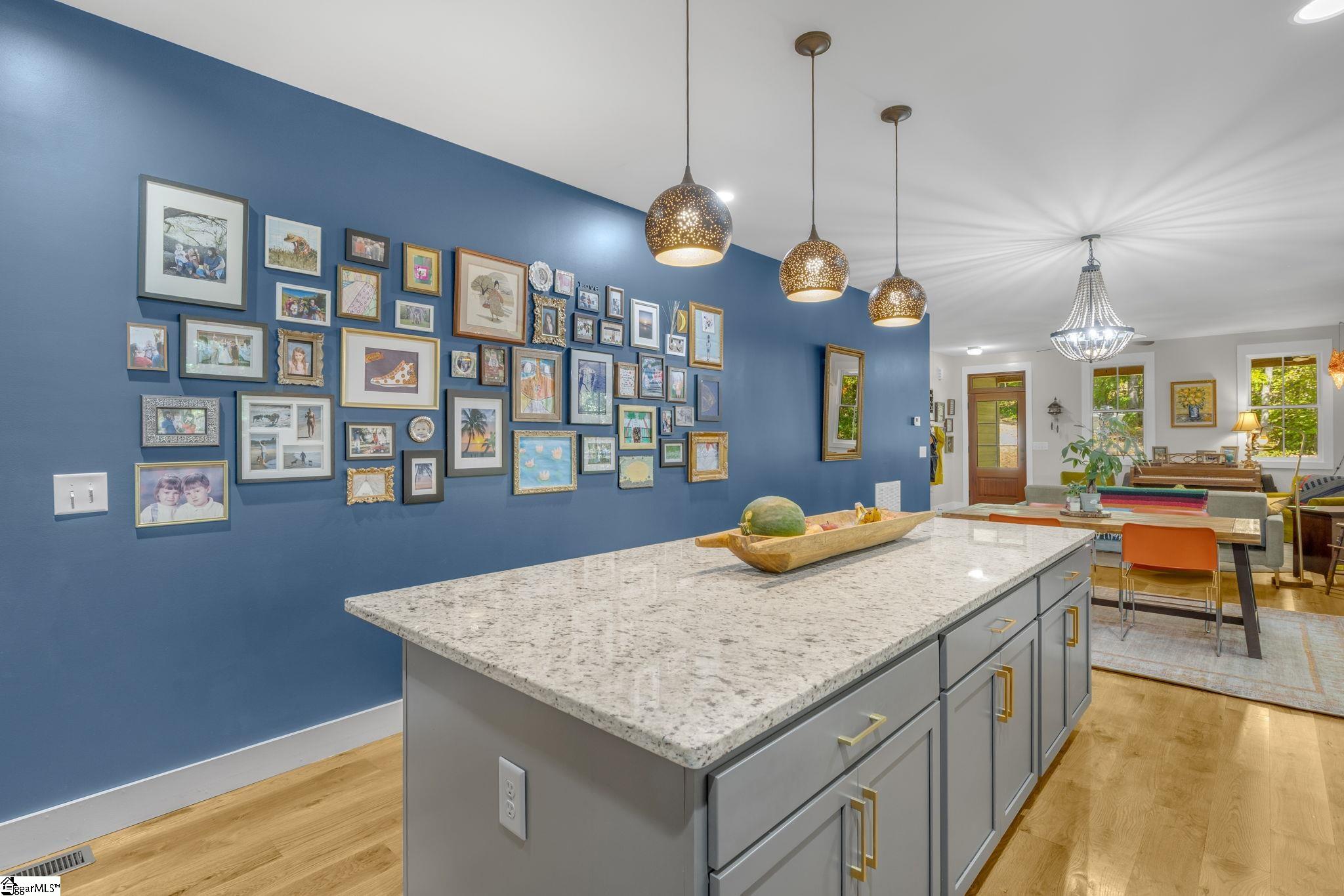 527 Doe Run Pickens, SC 29671 - Photo 13 of 40