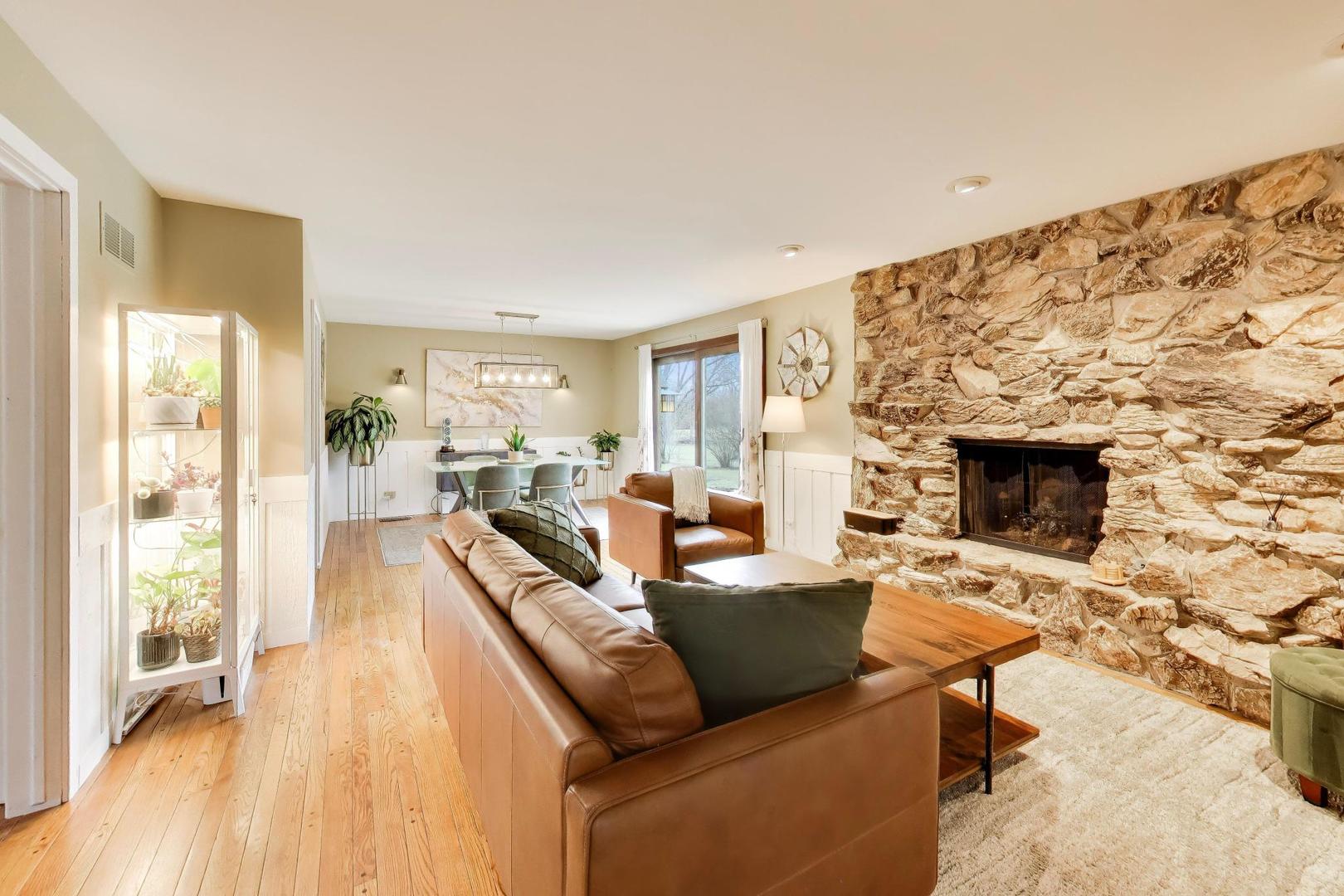 1 Aberdeen Road Hawthorn Woods, IL 60047 - Photo 13 of 64