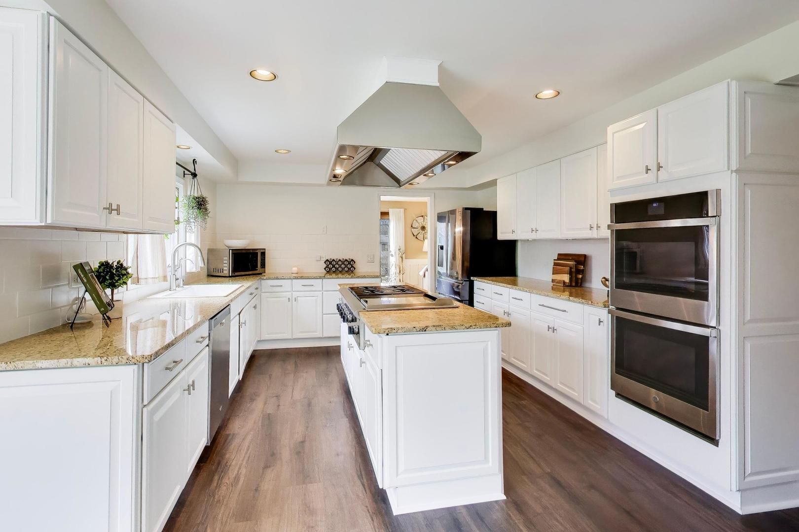 1 Aberdeen Road Hawthorn Woods, IL 60047 - Photo 19 of 64