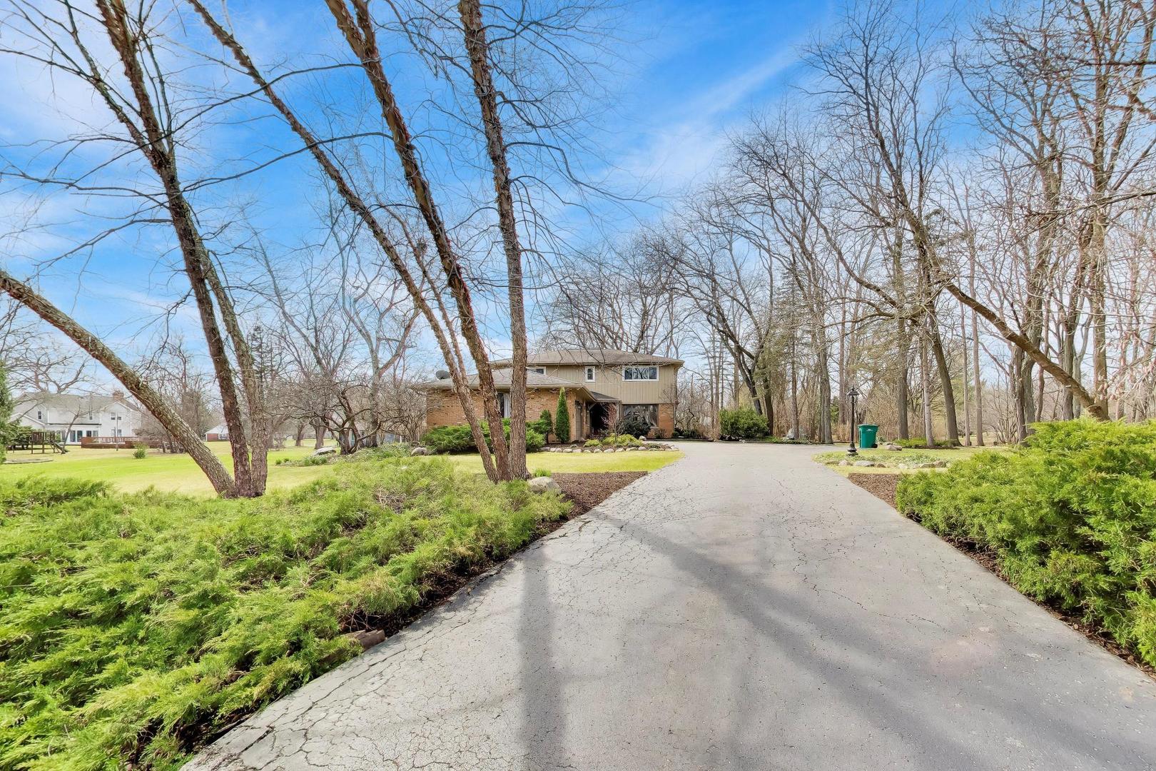 1 Aberdeen Road Hawthorn Woods, IL 60047 - Photo 4 of 64