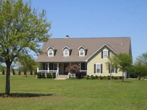 $1,875 | 11491 County Road 54, Daphne, AL 36526