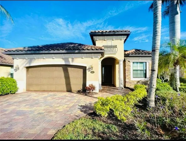 $900,000 | 2902 Aviamar Circle, Naples, FL 34114