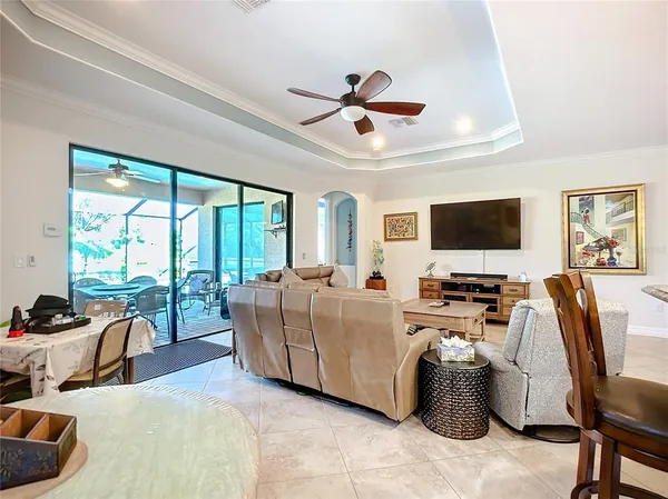 $900,000 | 2902 Aviamar Circle, Naples, FL 34114