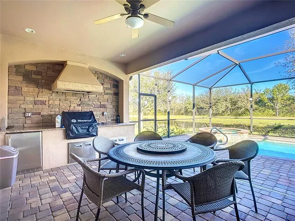 $900,000 | 2902 Aviamar Circle, Naples, FL 34114