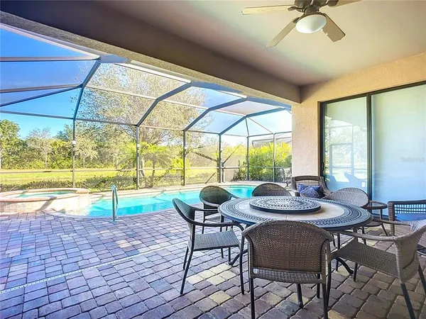 $900,000 | 2902 Aviamar Circle, Naples, FL 34114