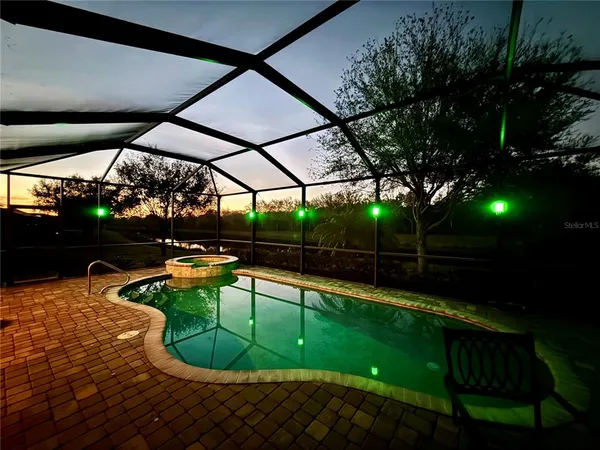 $900,000 | 2902 Aviamar Circle, Naples, FL 34114