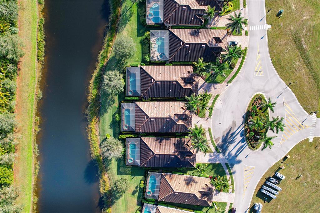 2902 Aviamar Circle Naples, FL 34114 - Photo 57 of 61