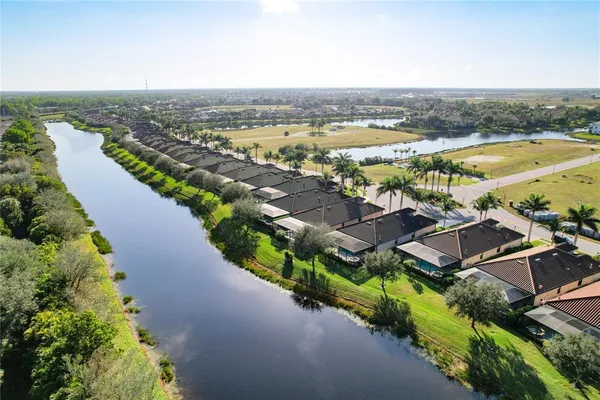 $900,000 | 2902 Aviamar Circle, Naples, FL 34114