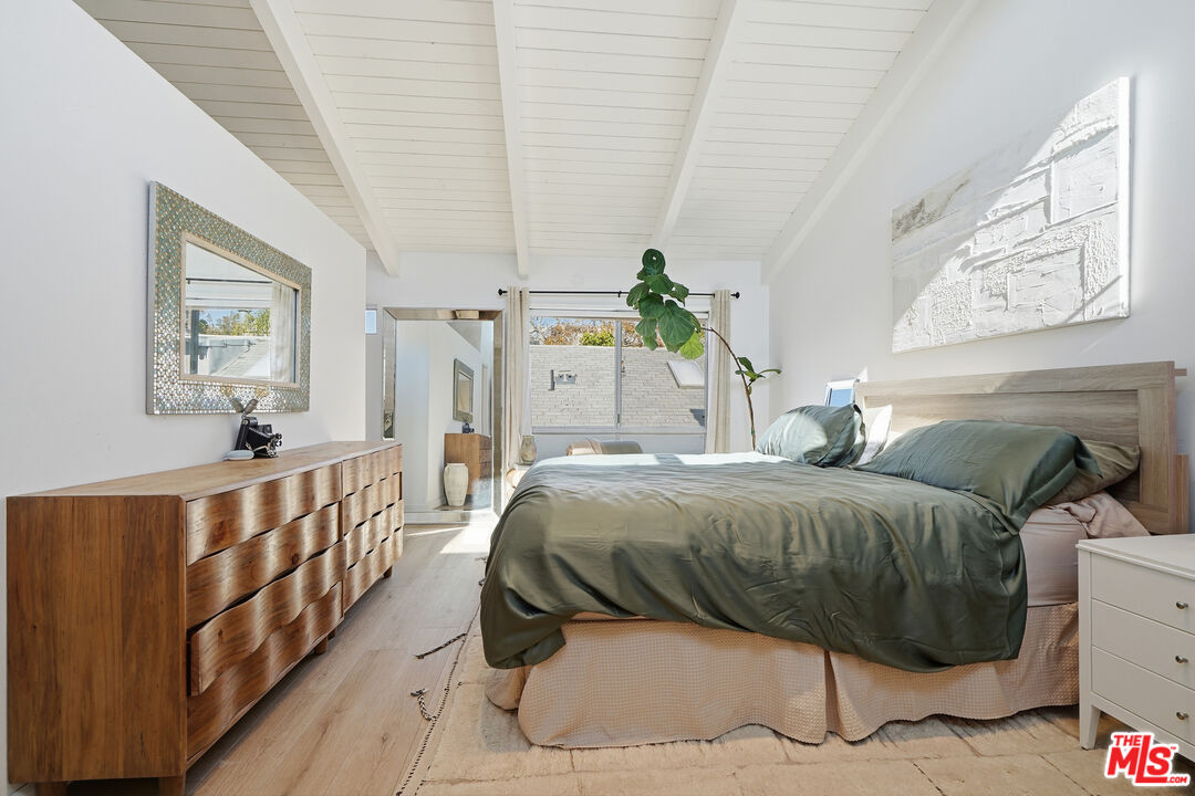 605 Strand Street Santa Monica, CA 90405 - Photo 3 of 34