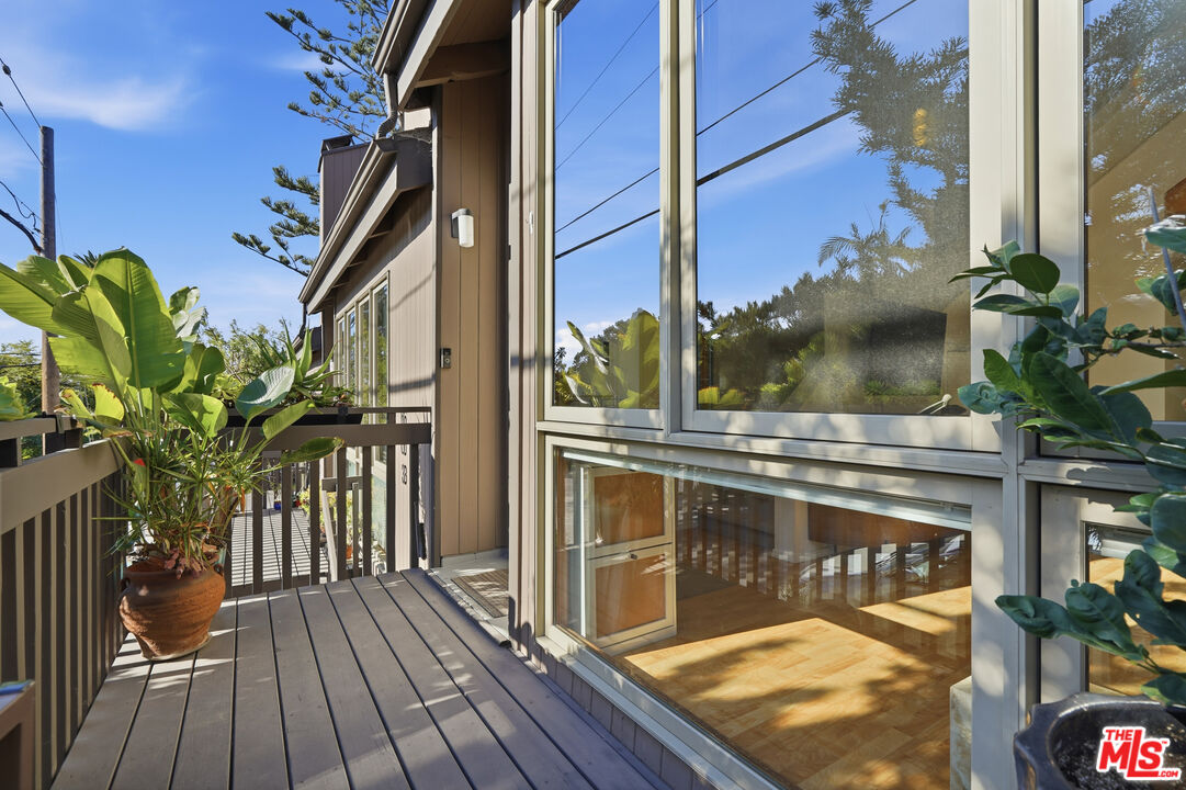 605 Strand Street Santa Monica, CA 90405 - Photo 32 of 34