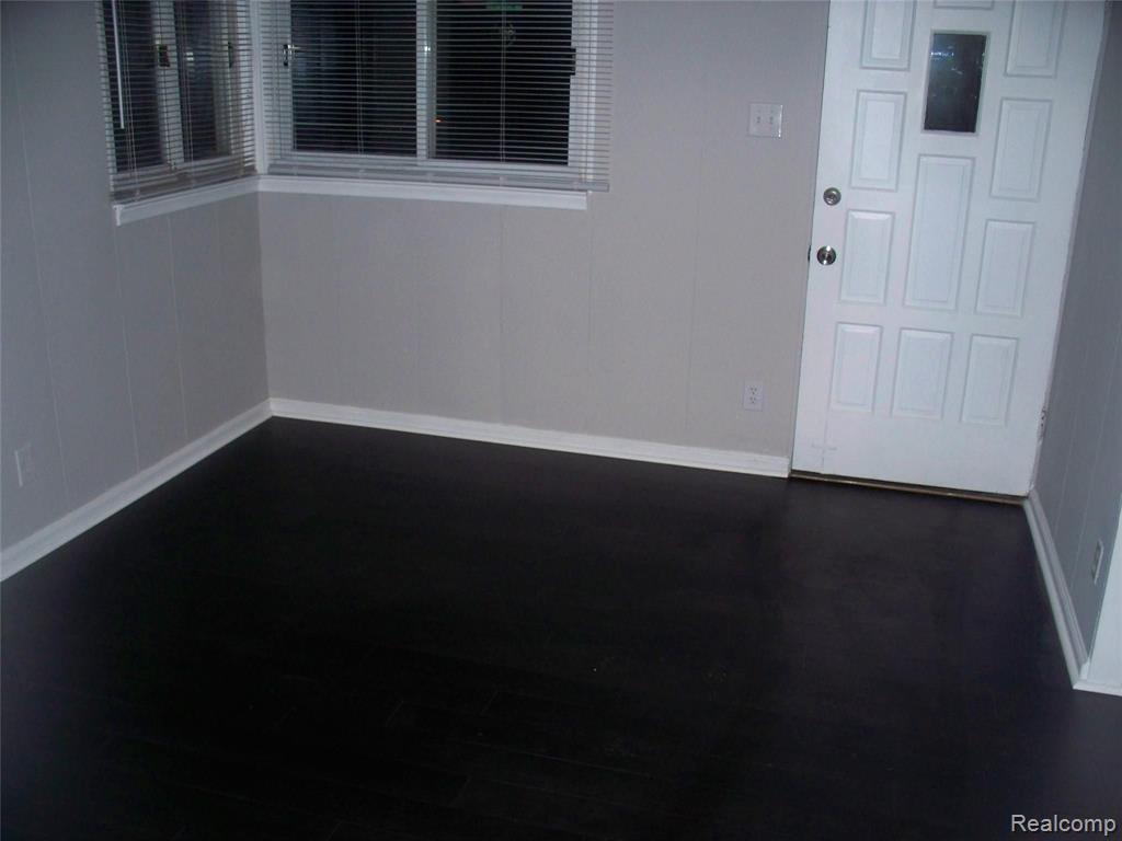 4002 Rochester Road Royal Oak, MI 48073 - Photo 14 of 24