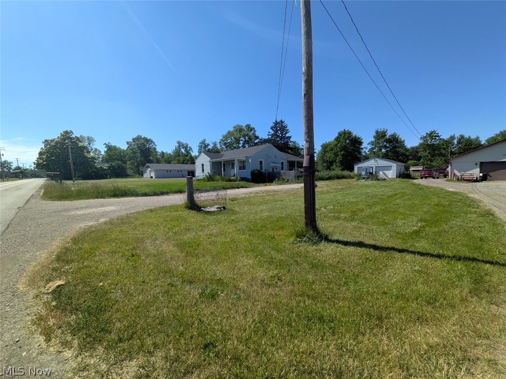 41386 Schadden Road Elyria, OH 44035 - Photo 7 of 20