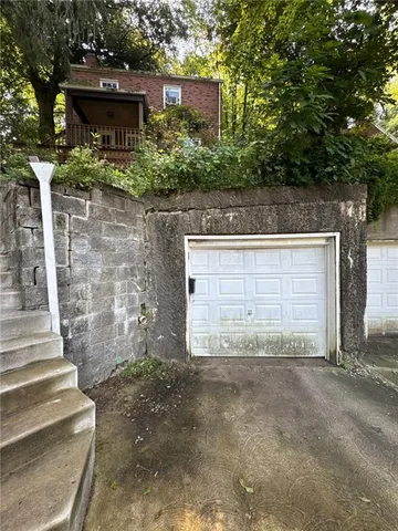 $100,000 | 8 Wilkins Road, Pittsburgh, PA 15221