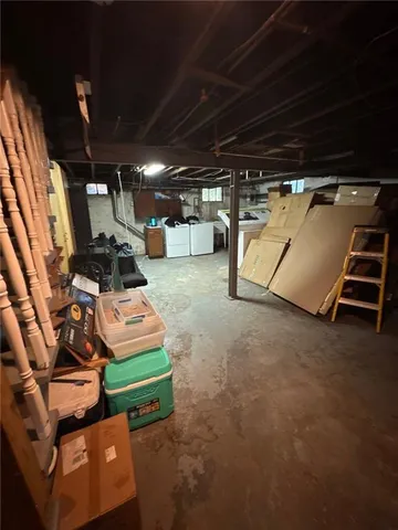 $100,000 | 8 Wilkins Road, Pittsburgh, PA 15221