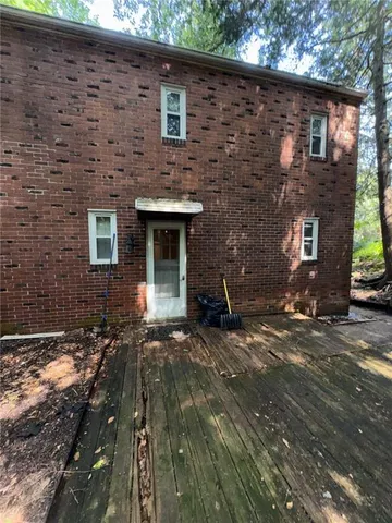$100,000 | 8 Wilkins Road, Pittsburgh, PA 15221