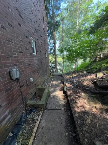 $100,000 | 8 Wilkins Road, Pittsburgh, PA 15221