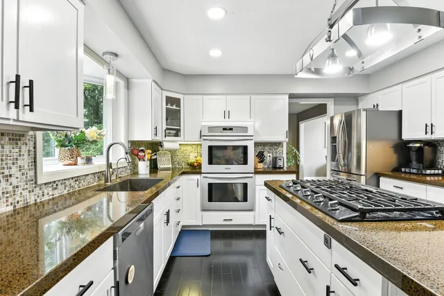 $719,900 | 6170 Dallas Lane North, Plymouth, MN 55446