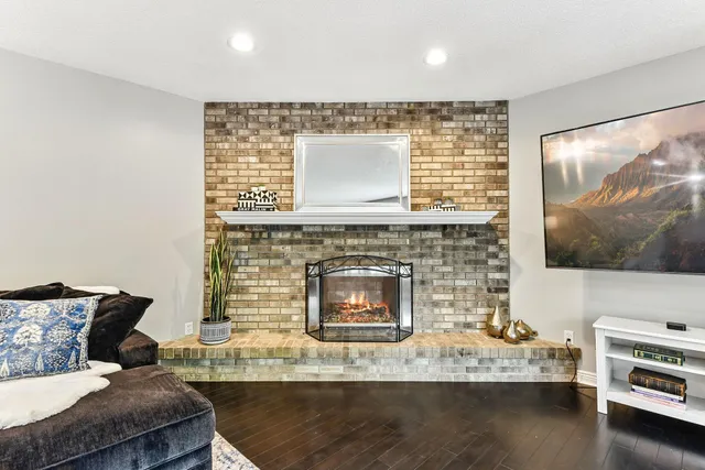 $719,900 | 6170 Dallas Lane North, Plymouth, MN 55446