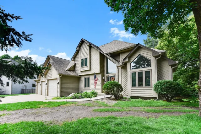 $719,900 | 6170 Dallas Lane North, Plymouth, MN 55446