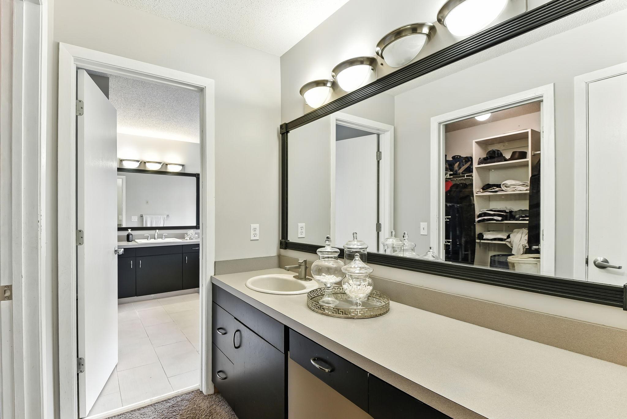 6170 Dallas Lane North Plymouth, MN 55446 - Photo 24 of 56