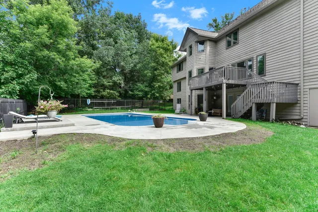 $719,900 | 6170 Dallas Lane North, Plymouth, MN 55446