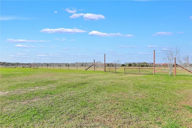 $735,000 | 3448 County Road 270, Cameron, TX 76520