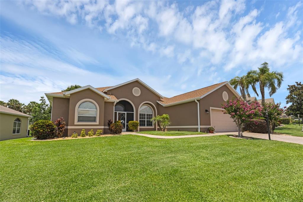 4826 Sable Ridge Court Leesburg, FL 34748 - Photo 2 of 33 Gallery Image 2