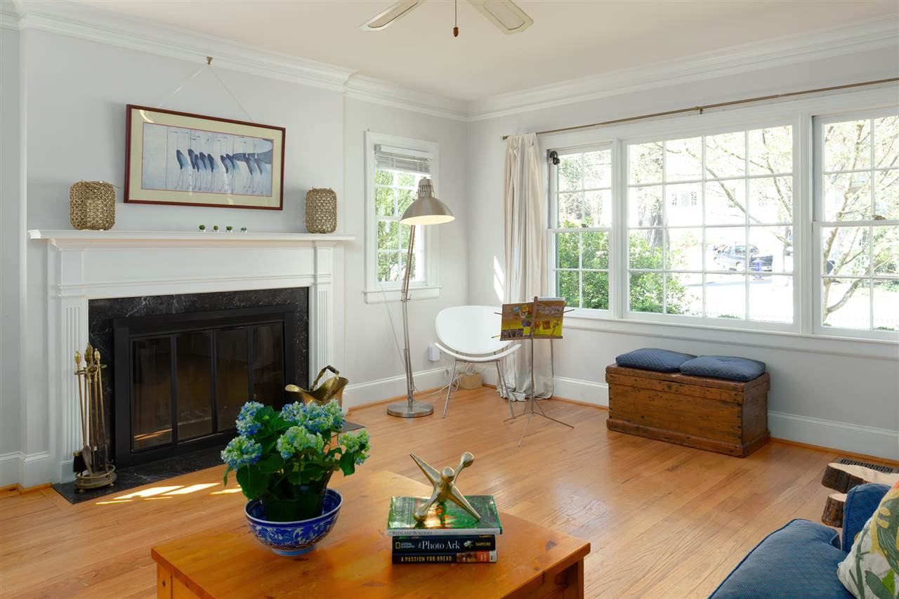 302 Brooks Avenue Raleigh, NC 27607 - Photo 4 of 21 Photo 4