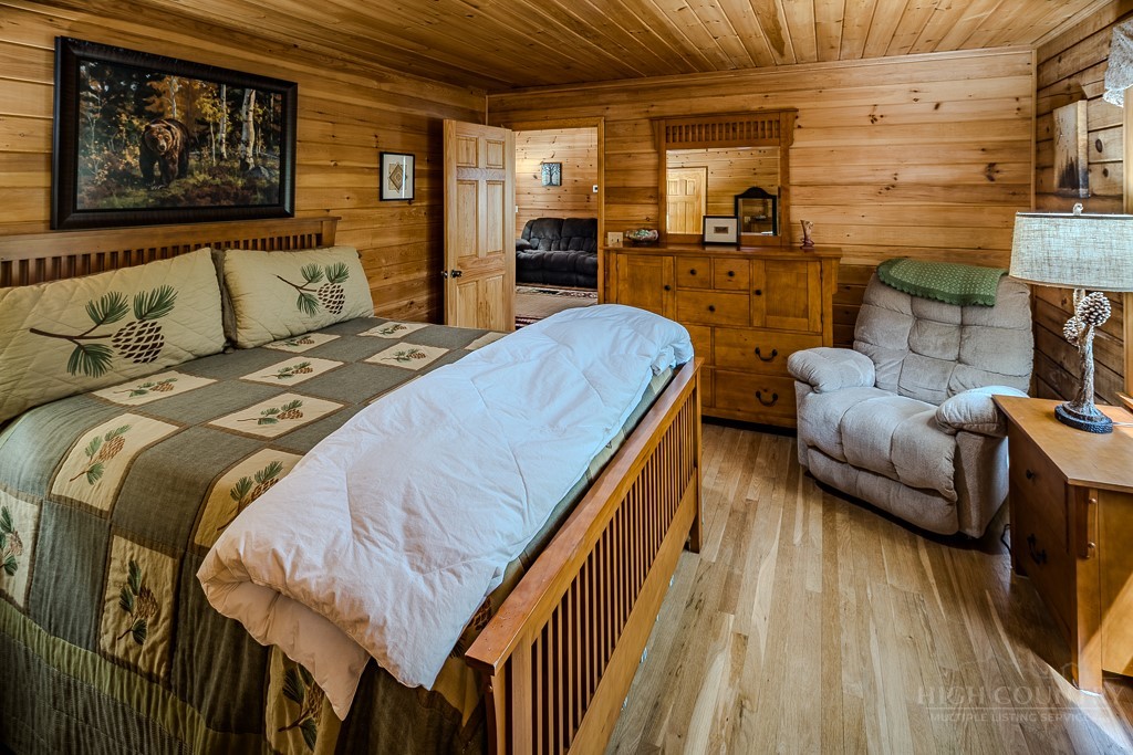 97 Lakeview Road Newland, NC 28657 - Photo 18 of 49