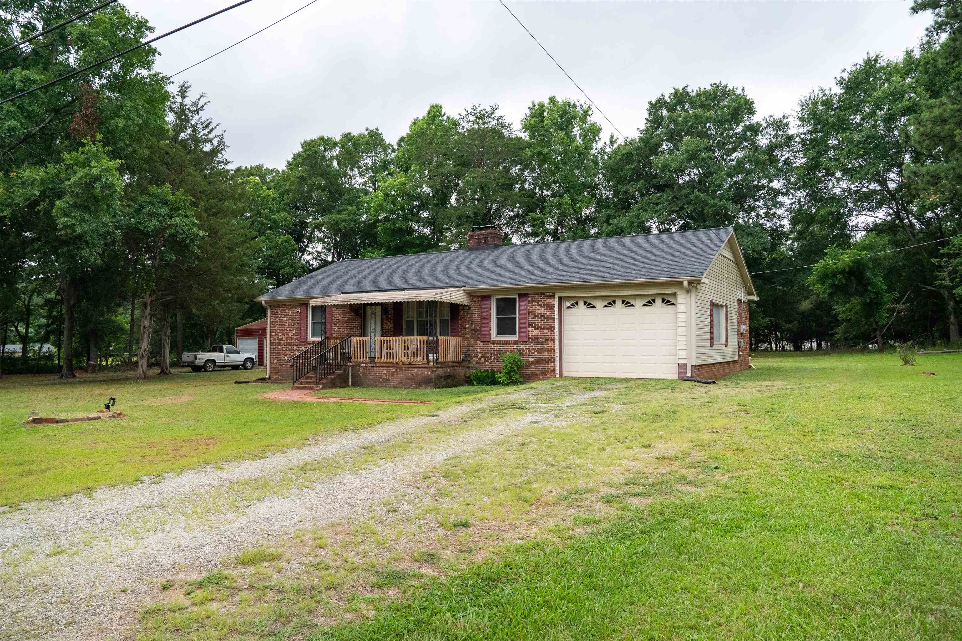 710 Neighborhood Road Wellford, SC 29385 - Photo 22 of 27