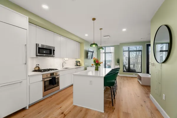 $755,000 | 191 Washington Street, Unit 423, Boston, MA 02135