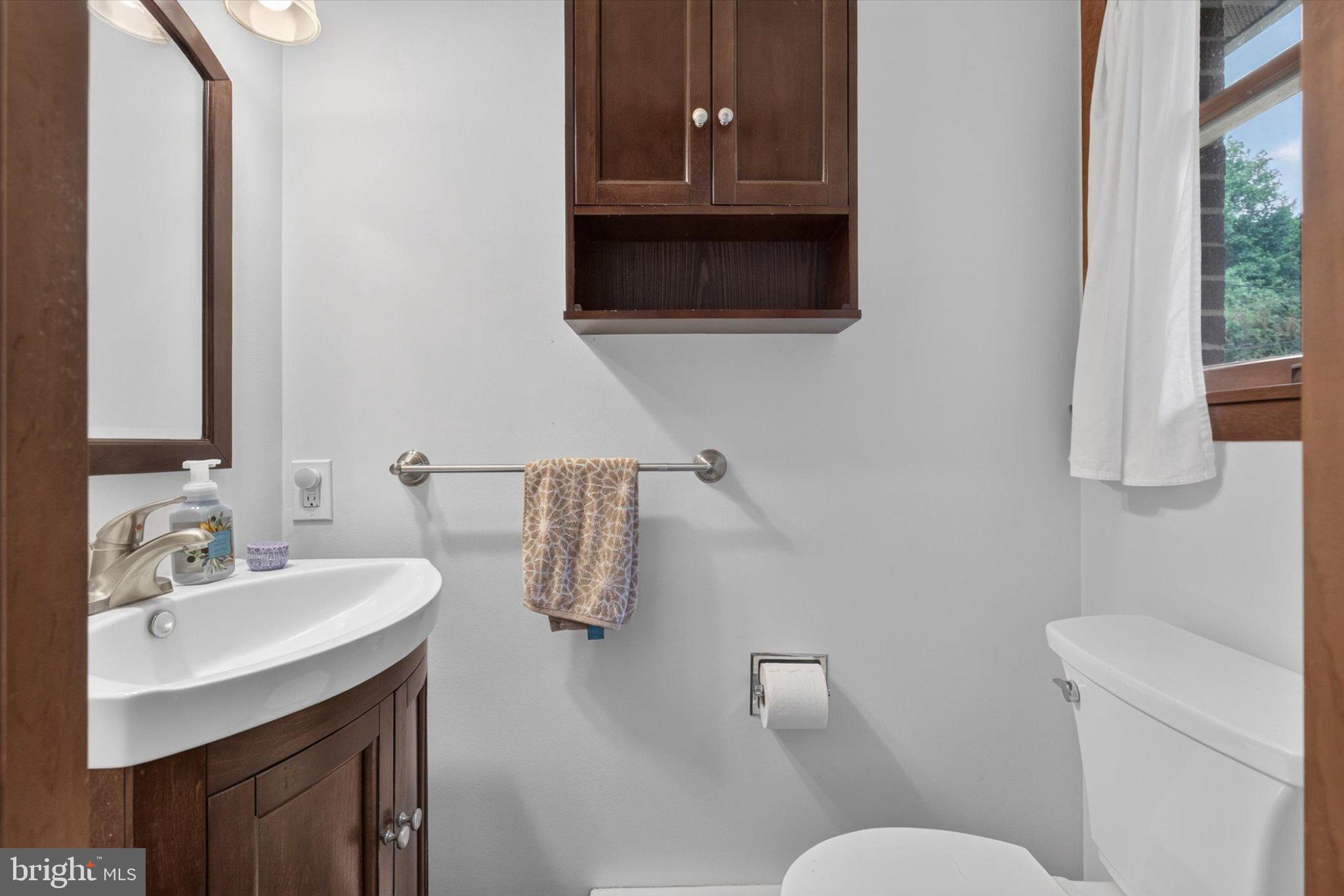 1147 Pinetown Road Lewisberry, PA 17339 - Photo 37 of 55 Charming bathroom with modern touches.