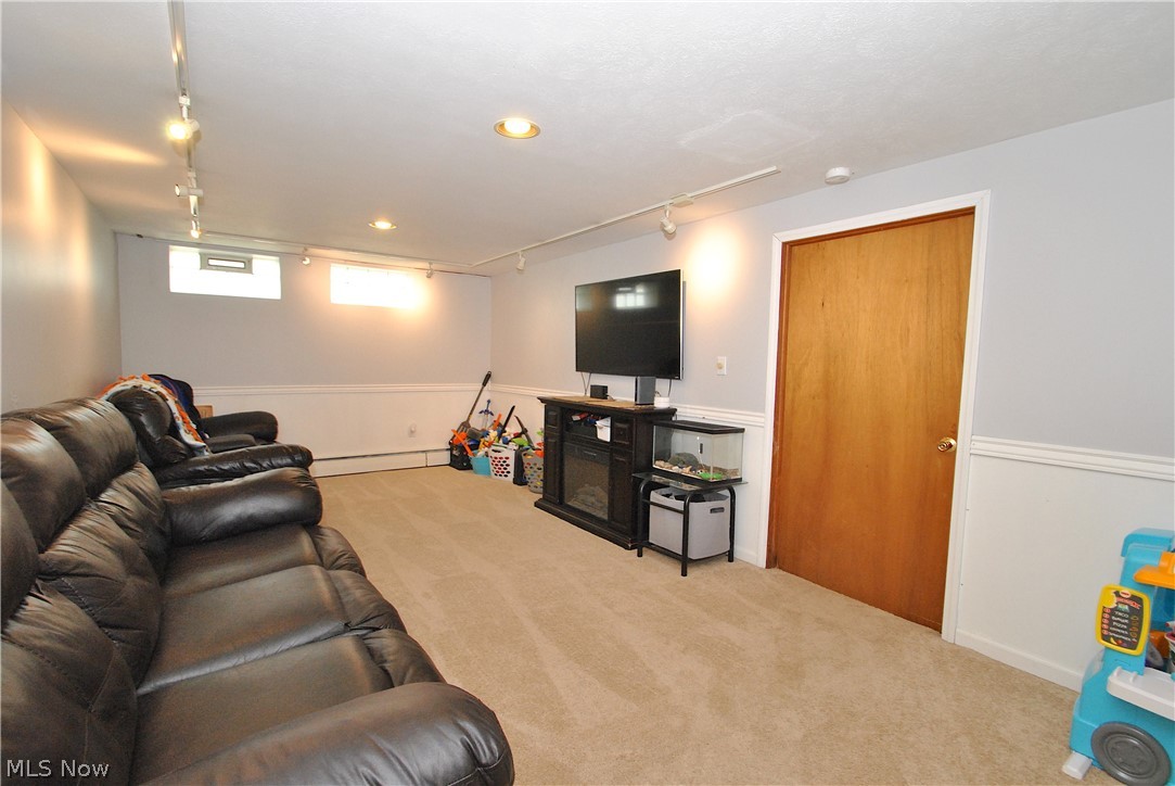 30200 Powell Road Willowick, OH 44095 - Photo 30 of 33